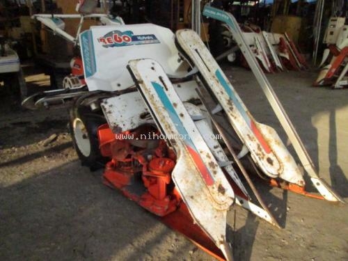 รถเกี่ยวข้าวเดินตาม    KUBOTA    RE60   รหัสสินค้า : 14002143    หรือเพิ่มเติมไดที่ www.nihonmono.com