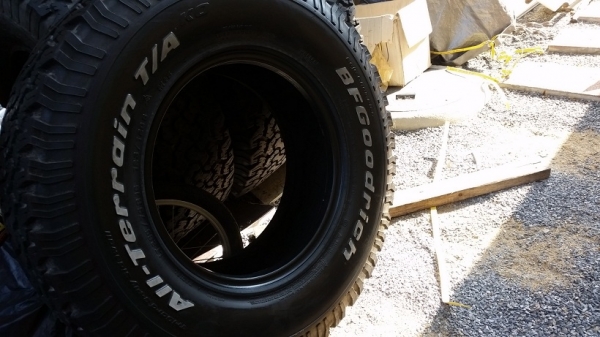 ขายยาง BF All Terrain 265/75R16