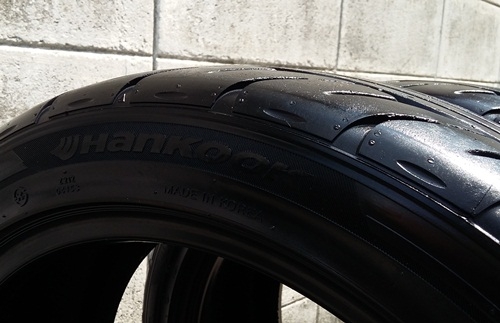 ยางซิ่ง,205-45-16 Hankook RS2 สภาพเต็มหนึ่งคู่ 1,500