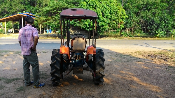 ขายรถไถ Kubota L18 สองเพลา ขายรถไถ Kubota L18 สองเพลา