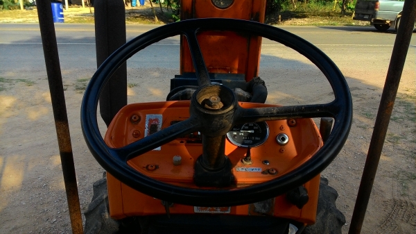 ขายรถไถ Kubota L18 สองเพลา ขายรถไถ Kubota L18 สองเพลา