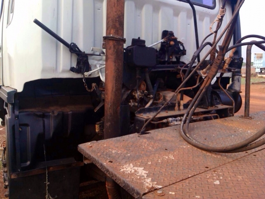 ขายด่วน  รถสิบล้อหัวลาก  HINO  FM  3M  สภาพดี  พร้อมใช้งาน