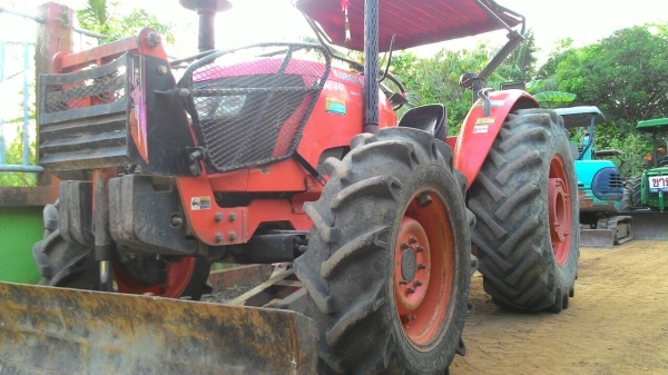 ขายรถไถ KUBOTA  M8540  ดันหน้าผาน4