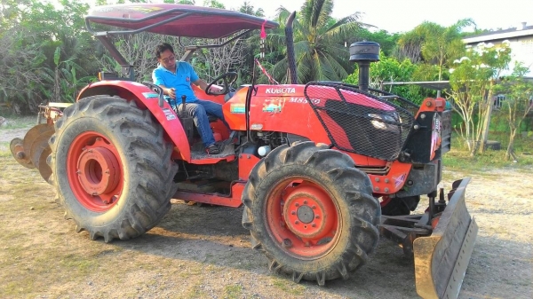 ขายรถไถ KUBOTA  M8540  ดันหน้าผาน4