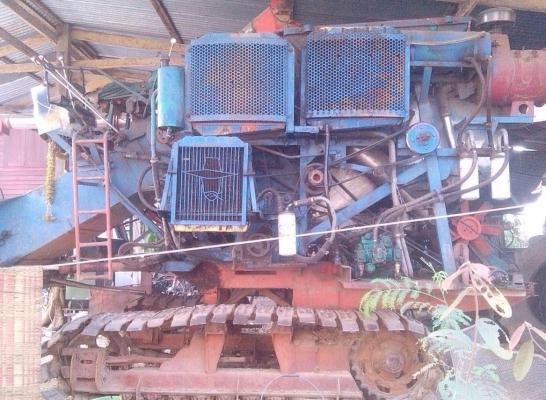 ขายด่วน รถเกี่ยวข้าวไทยเจริญการช่าง เครื่องยนต์ ISUZU 185 HP 6BG1 ฝาส้ม อุ้มปรับระดับขวา 2.5 ตัน ปั๊มไดกิ้นเบอร์ 22 ช่วงล่างตัวเดิน 10HT รถพร้อมใช้งานได้เลยครับ ราคาต่อรองได้ครับ