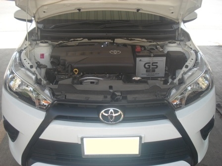 ขายดาวน์เก๋ง TOYOTA YARIS ปี 2013 1.2 J สีขาว