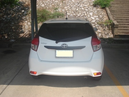 ขายดาวน์เก๋ง TOYOTA YARIS ปี 2013 1.2 J สีขาว