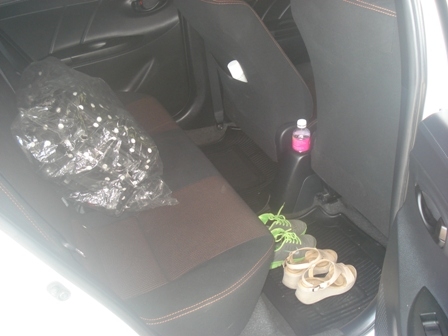 ขายดาวน์เก๋ง TOYOTA YARIS ปี 2013 1.2 J สีขาว