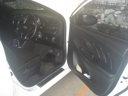 ขายดาวน์เก๋ง TOYOTA YARIS ปี 2013 1.2 J สีขาว