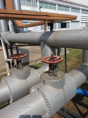 ขายชิลเลอร์ 40 ตันจำนวน2ชุดพร้อมปั๊มน้ำ ไลน์ท่อสเตนเลส วาล์วสเตนเลส คูลลิ่งทาวเวอร์ 320,000 บาท