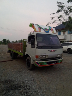 ขายหกล้อFB120แรงม้า ยาว5เมตร เฟืองท้ายเอฟ รถห้างแท้ ทะเบียนพร้อมโอน