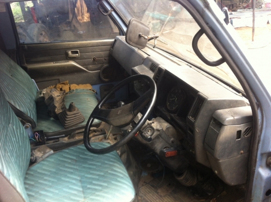 (ขอบคุถณพี่เสือครับขายแล้วครับ)ขายหัวรถอีซูซุNPR115ขายถูก