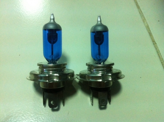หลอด H4 55W สภาพสวย มือ2 ญี่ปุ่นแท้