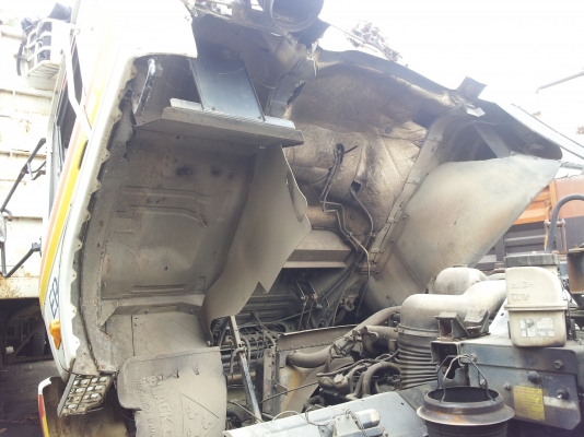 NISSAN UD 10ล้อหัวลาก2เพลาเดิมๆสวยๆพร้อมใช้พร้อมโอน