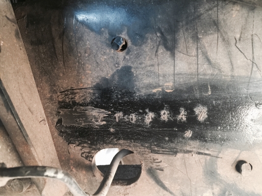 รถน้ำ115แรง Isuzu. Npr.   เครื่อง4BD1. เครี่องสวย คัสซีสวย เล่มพร้อม รถพร้อมใช้