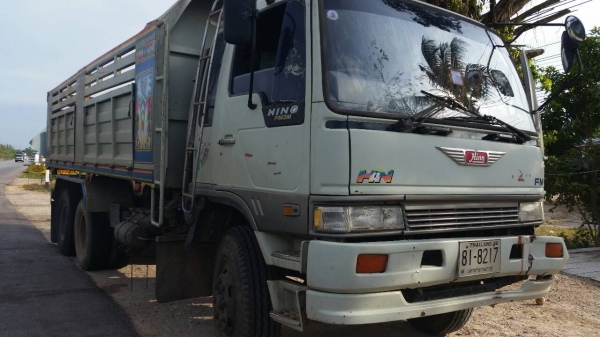 ขายสิบล้อ HINO FM3M 2 เพลาดรั้ม สภาพสวยพร้อมใช้งาน ยางดี 10 เส้น เอกสารพร้อม 0811838154 ขายสิบล้อ HINO FM3M 2 เพลาดรั้ม สภาพสวยพร้อมใช้งาน ยางดี 10 เส้น เอกสารพร้อม 0811838154