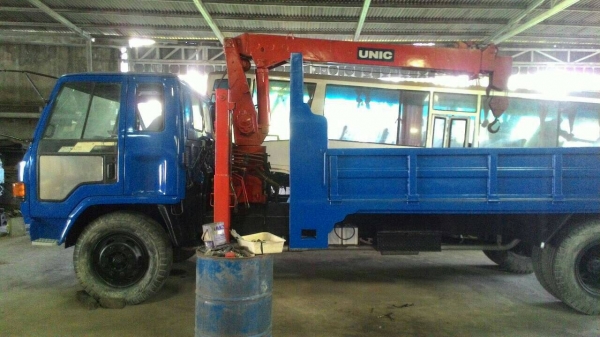 ขายรถ6ล้อร็อกเครือง175แรงติดเครน4.5ตันTADANO2ชัก3ปอก