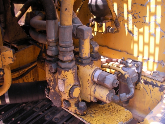 ต้องการขาย รถแม็คโฮ KATO รุ่น5