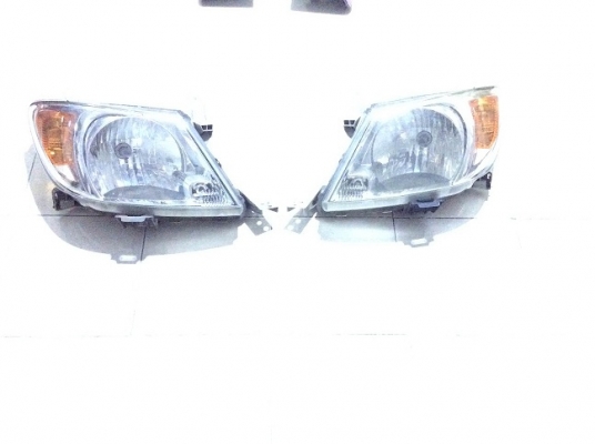 ขายไฟหน้าวีโก้ 05พร้อมหลอดไฟหน้า 2 ข้าง