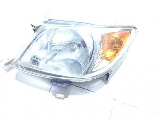 ขายไฟหน้าวีโก้ 05พร้อมหลอดไฟหน้า 2 ข้าง