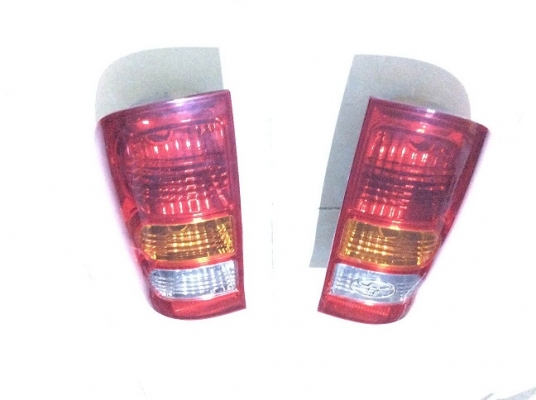 ขายไฟท้ายวีโก้ 2 ข้าง