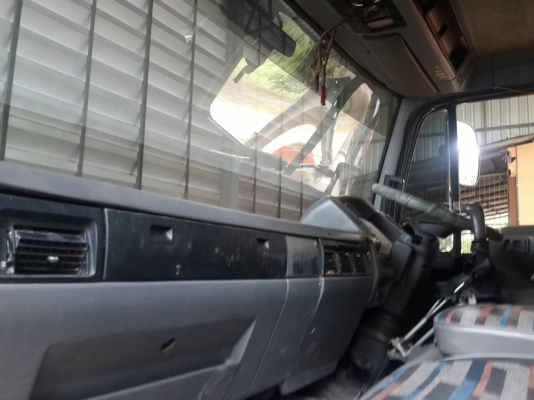 ขาย10ล้อ 2 เพลา ดั้ม กระบะเหล็ก HINO 2K เครื่อง.260แรง เกียร์ ZF  ราคา.ต่อรองกันได้คับ