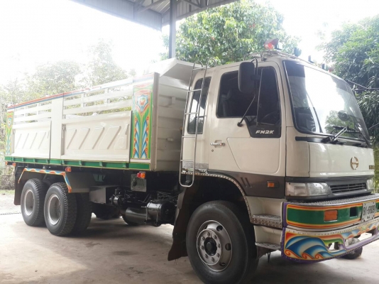 ขาย10ล้อ 2 เพลา ดั้ม กระบะเหล็ก HINO 2K เครื่อง.260แรง เกียร์ ZF  ราคา.ต่อรองกันได้คับ
