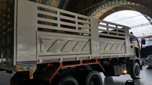 ขายรถ 10 ล้อ 2 เพลา กระบะเหล็กดั้ม ISUZU FXZ 270 ปี.46 ปรายปี รถสวย ยางเต็ม ราคาแค่.1650000 ต่อรอง สนใจโทรจองด่วน