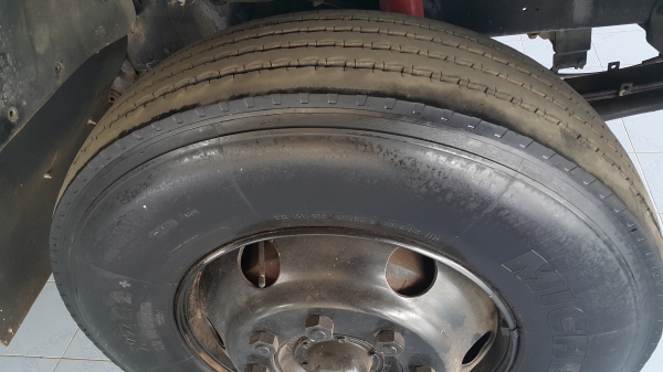 ขายรถ 10 ล้อ 2 เพลา กระบะเหล็กดั้ม ISUZU FXZ 270 ปี.46 ปรายปี รถสวย ยางเต็ม ราคาแค่.1650000 ต่อรอง สนใจโทรจองด่วน