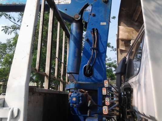 ขาย6ล้อ เดก้า195ปี48กระบะยาว6เมตรติดเครนTADANO 5ตัน