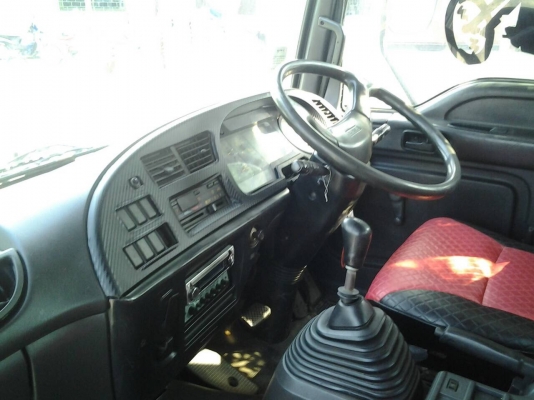 ขาย6ล้อ เดก้า195ปี48กระบะยาว6เมตรติดเครนTADANO 5ตัน