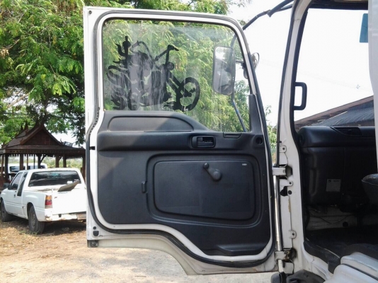 ขาย6ล้อ เดก้า195ปี48กระบะยาว6เมตรติดเครนTADANO 5ตัน