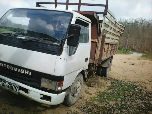 MITSUBISHI CANTER