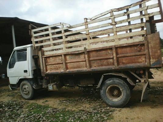 MITSUBISHI CANTER