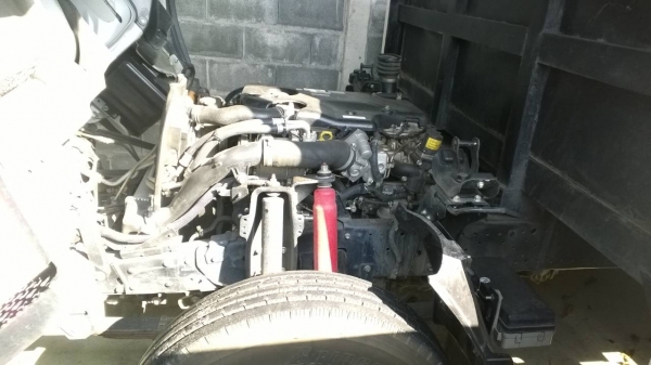 ISUZU NMR   หรือซื้อดาวน์  280,000 บาทก็ได้คะ