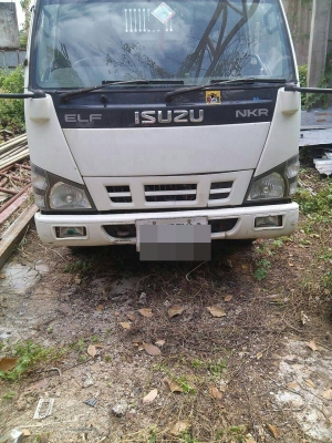 ISUZU NKR