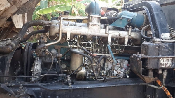 ขาย NISSAN UD 285 เทอร์โบว์ 2เพลา ท้ายเป็ดลาก320 เหล็กดรีมสอดทะลุ แชชซีสวย เครื่องแน่น สภาพพร้อมลุยงาน  พ.เพาเวอร์ เอกสารพร้อมโอน