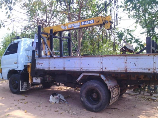 ขาย6ล้อติดเครนKS110 หัวดัมพ์ได้ แชชซีสวย เครนKATO2.50ตัน 3ปอก แชชซีสวยเครื่องดี ทะเบียนเต็ม