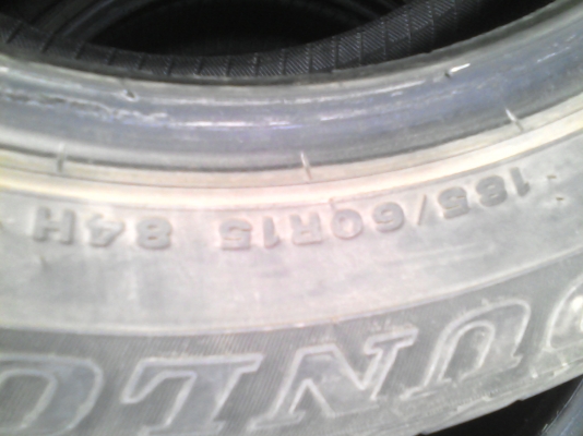 185/60R15 Dunlop spsport2030 ปี 2012 ชุด  4 เส้น  tel.081-427-3941