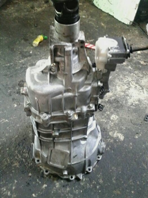 ขายเกียร์ อีซูซุ ออนิวตัว2.5vgsปี2015