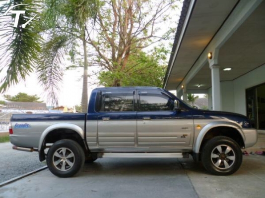 ขายมิตซูบิชิสตราด้า 4 ประตู โฟวิล ขายราคา 155000 บาท คับ ขายมิตซูบิชิสตราด้า 4 ประตู โฟวิล ขายราคา 155000 บาท คับ