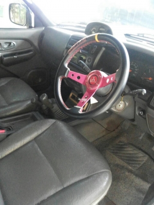 ขายมิตซูบิชิสตราด้า 4 ประตู โฟวิล ขายราคา 155000 บาท คับ ขายมิตซูบิชิสตราด้า 4 ประตู โฟวิล ขายราคา 155000 บาท คับ