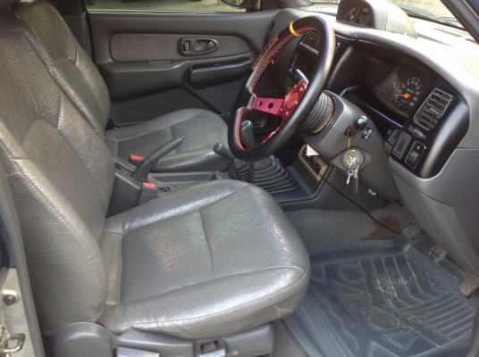 ขายมิตซูบิชิสตราด้า 4 ประตู โฟวิล ขายราคา 155000 บาท คับ ขายมิตซูบิชิสตราด้า 4 ประตู โฟวิล ขายราคา 155000 บาท คับ