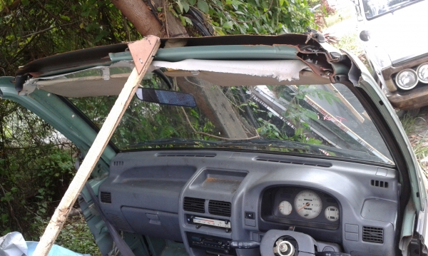 ขาย (เฉพาะส่วนหัวด้านหน้า Subaru Sambar dias classic ตัดมาจากญี่ปุ่น)