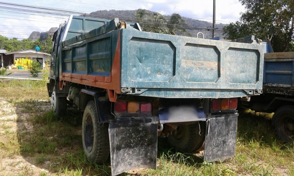 รถฮีโน่ 6 ล้อดั้ม  KL340  150 แรงม้า. ( รถห้าง. )  สนใจติดต่อ  081 - 6079515