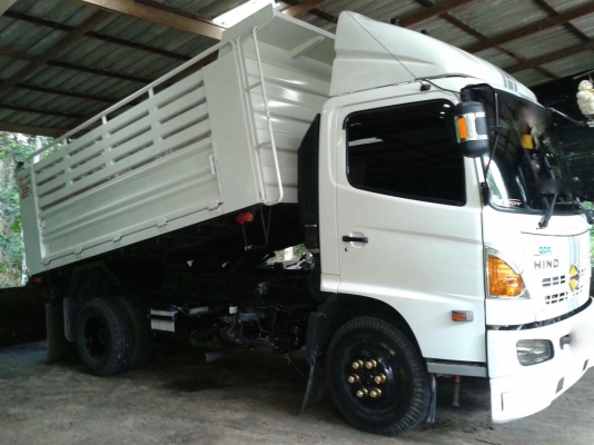 รถฮีโน่ 6 ล้อดั้ม 175 แรงม้า. ปี 54  ( รถวิ่ง 3x,xxx กว่า กม. )   สนใจติดต่อ  081 - 6079515