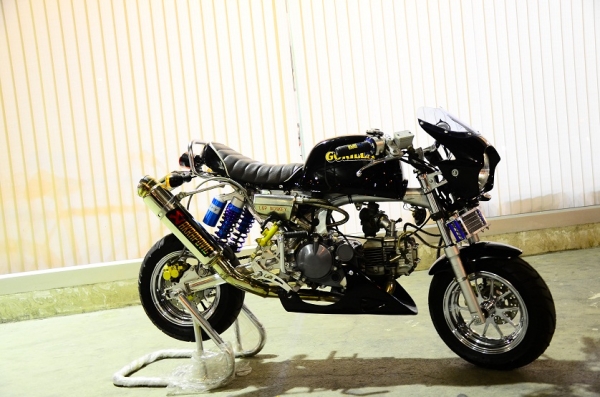 ****ด่วนโปรใหม่ลดถูกที่สุด ****ลดราคา เหลือ5 เครื่องแล้ว เครื่อง CB250 ล้างสต็อค หัว 4 วาล์ว แปลงใส่สูบนอนได้ทุกรุ่น แรงม้า รอบปลายขึ้นอีก 30-40\% ท่อ ยาง ล้อ สวย โหดๆ  ของแต่ง มังกี้ เอทีวี วิบาก ราคาพิเศษ ราคาส่ง จากโรงงาน