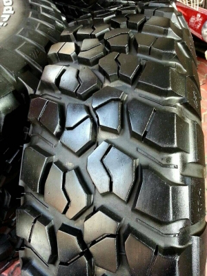 ขายยาง  BF KM2  255 85 16