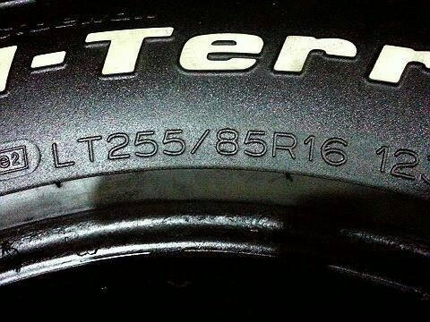ขายยาง  BF KM2  255 85 16