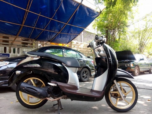 ขายถูก scoopy-iหัวฉีดปี2554รถบ้านราคาประหยัด มีเล่มครบ